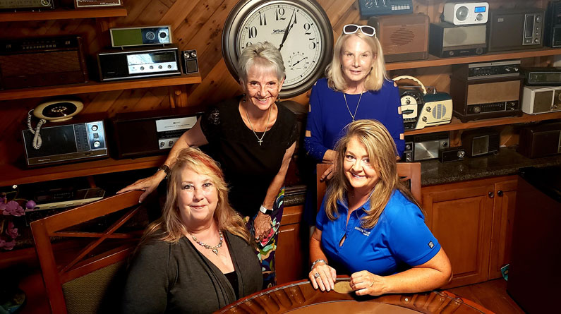 Connecting Caregivers Radio – Sheri Gruden from PACE & Michelle Lowack – Assisting Hands Home Care