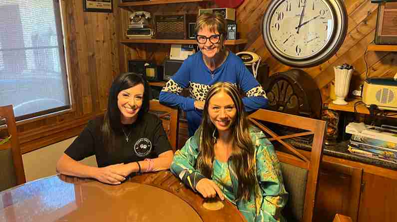Michelle Dacy/Toot Transport & Tiffany Newton & Zhanna Kens from Ignite Her! – Connecting Caregivers